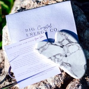 🔮✨Ethically Sourced Howlite Gua Sha✨🔮